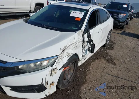 2018 Honda Civic Ex z USA, uszkodzony, nr VIN 19XFC2F72JE206589